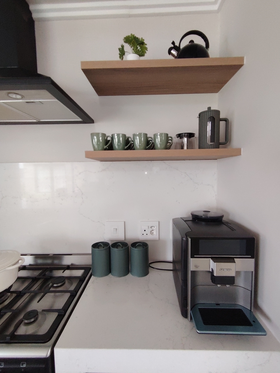 To Let 6 Bedroom Property for Rent in Brackenridge Western Cape